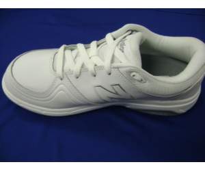 Diabetic tennis shoes hot sale new balance